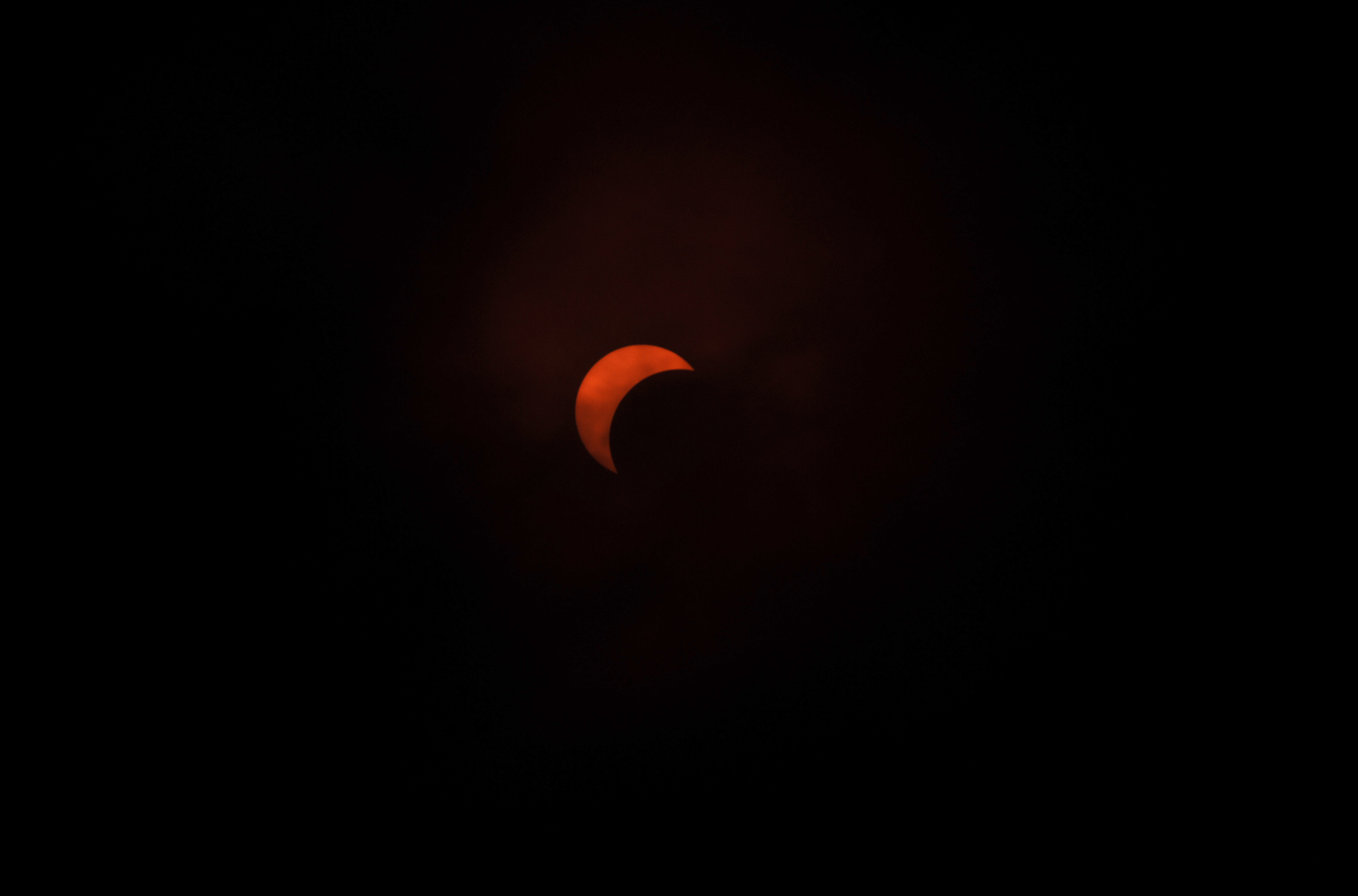 Total solar eclipse from Hao Atoll - Image 1